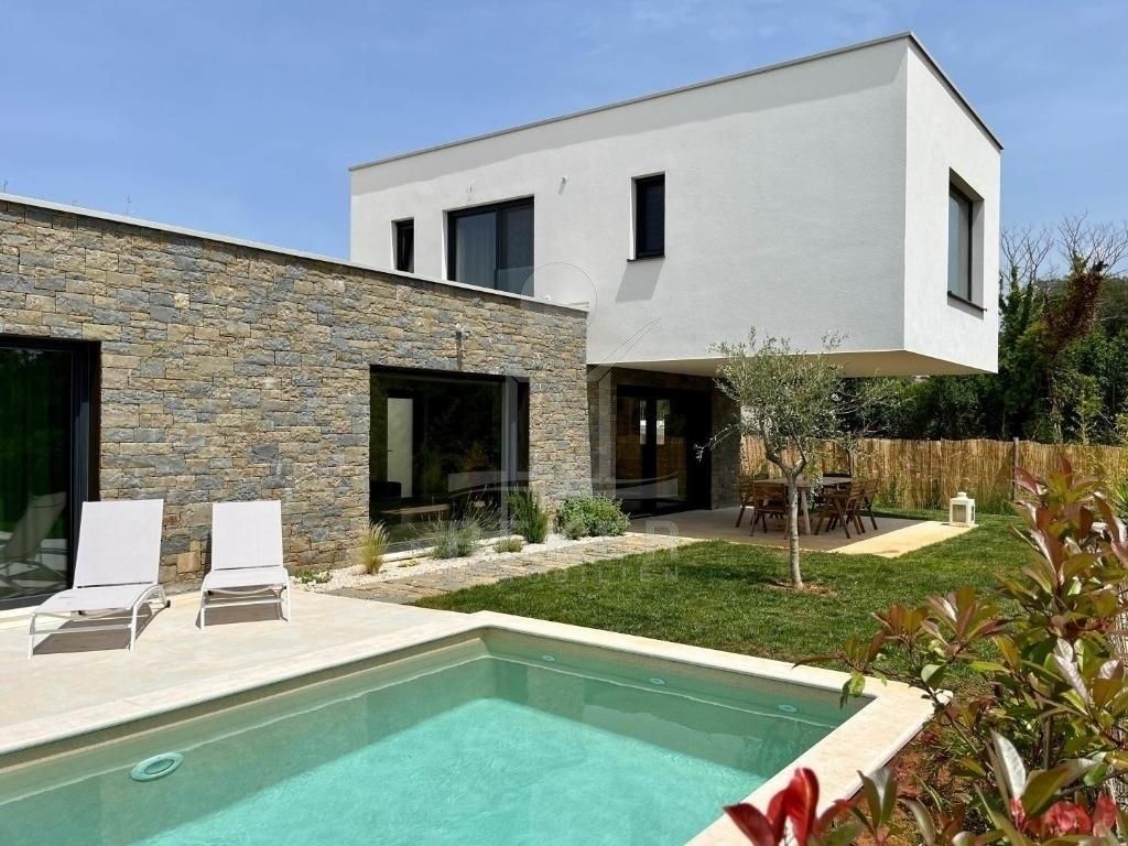Maison de luxe à vendre à Porec, 655 000 €, Photo 2