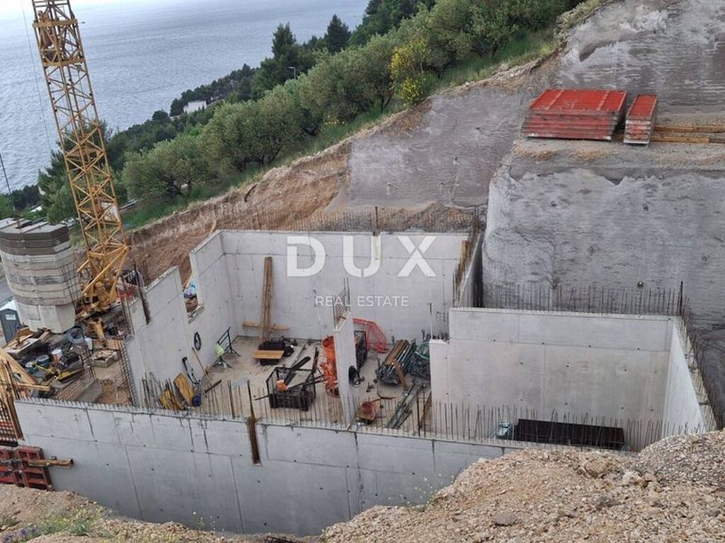 Appartement de luxe à vendre à Omiš, 450 000 €, Photo 2