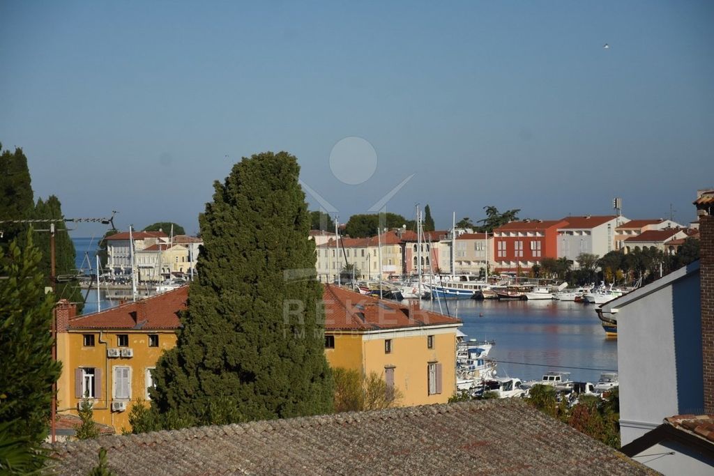 Luxury Apartment for sale in Porec, 575 000 €, Photo 3