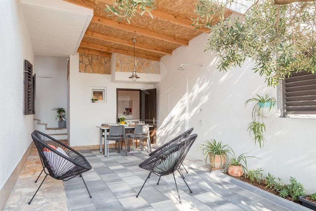 Luxury House for sale in Omiš, 530 000 €, Photo 4