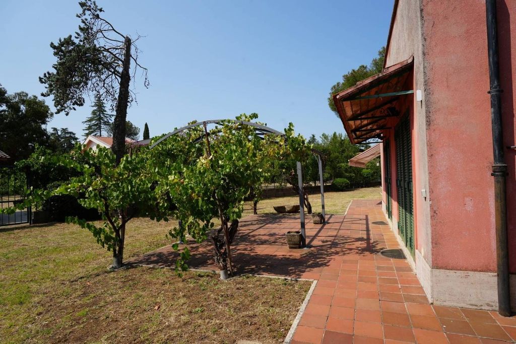 Maison de luxe à vendre à Rome, 1 400 000 €, Photo 5