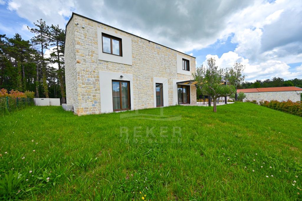 Maison de luxe à vendre à Porec, 781 250 €, Photo 5
