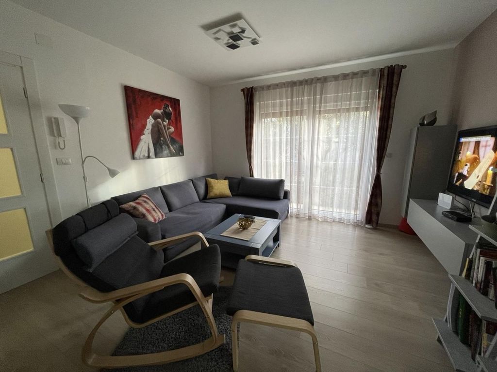 Luxury House for sale in Pula, 670 000 €, Photo 6