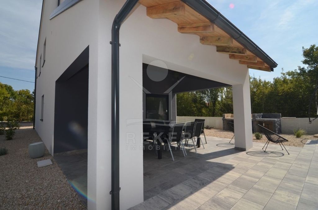 Maison de luxe à vendre à Šilo, 620 000 €, Photo 7