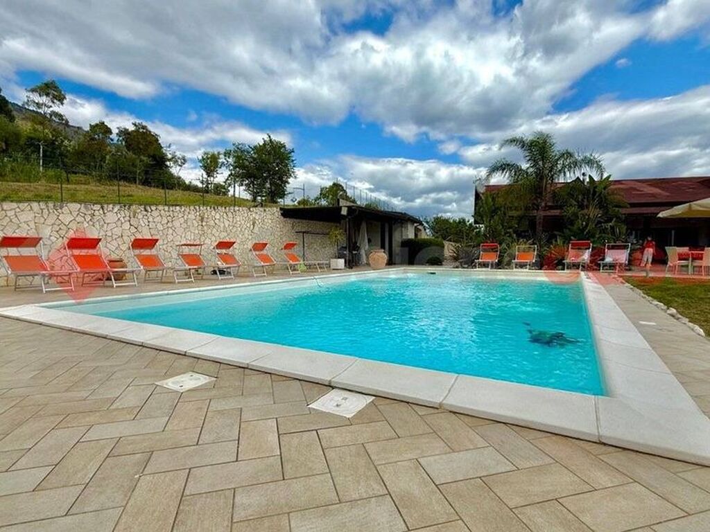 Maison de luxe à vendre à Spigno Saturnia Superiore, 695 000 €, Photo 1