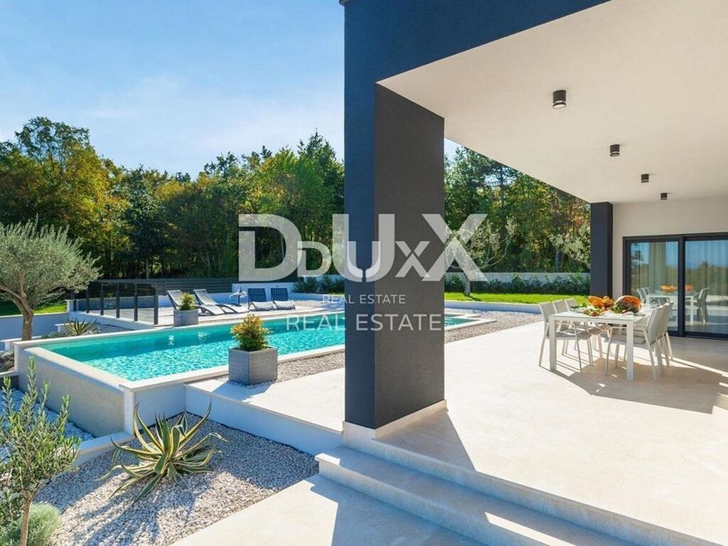 Maison de luxe à vendre à Barban, 690 000 €, Photo 1