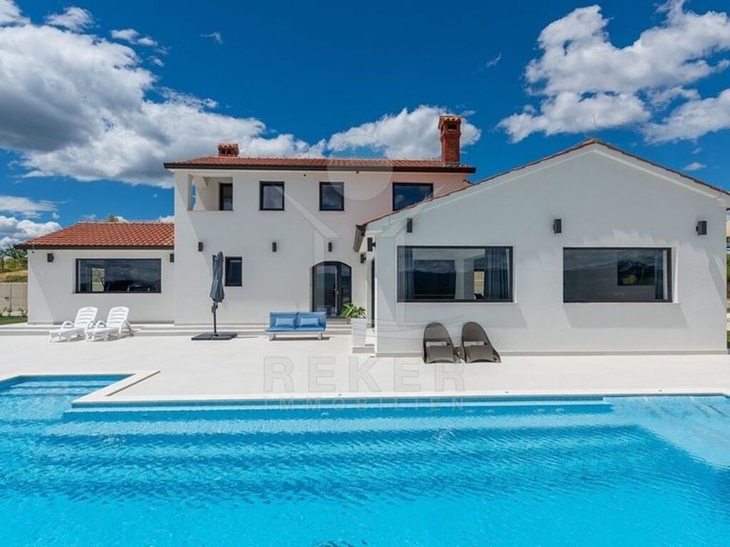 Maison de luxe à vendre à Buzet, 1 477 000 €, Photo 1