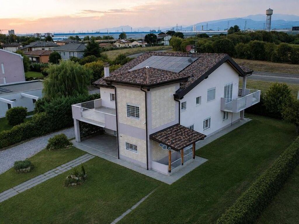 Maison de luxe à vendre à Verona, 1 160 000 €, Photo 1