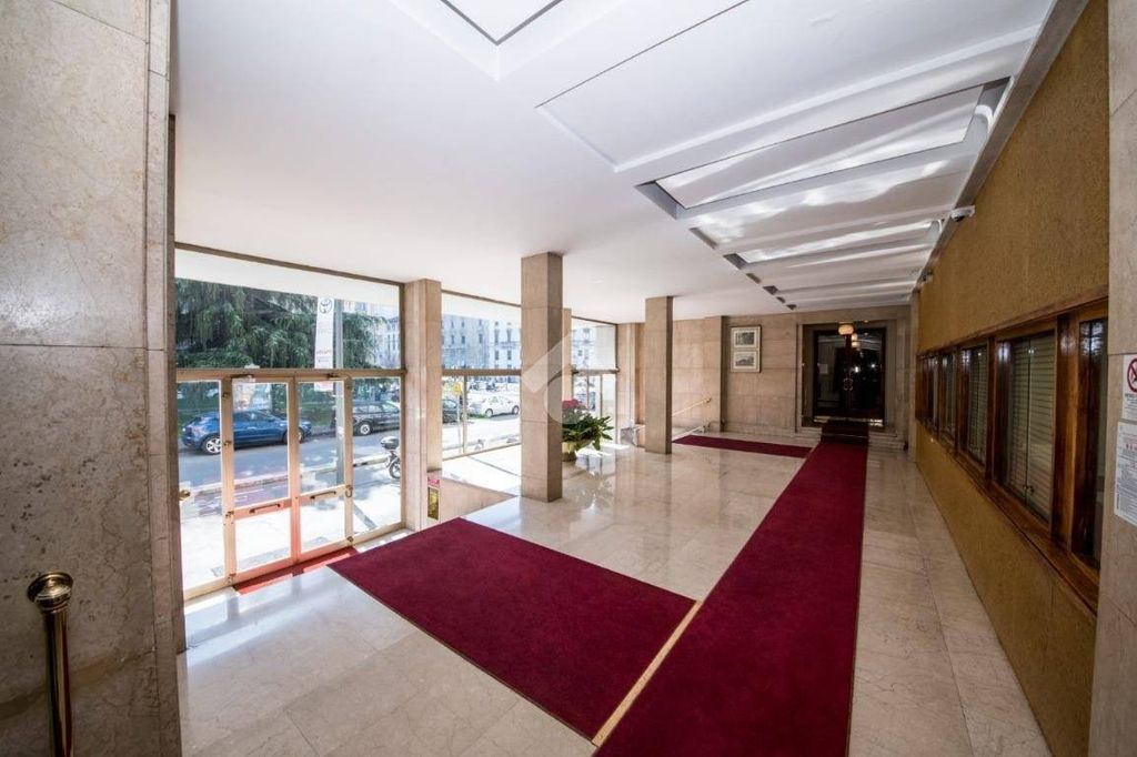 Luxury Apartment for sale in Milan, 2 600 000 €, Photo 2