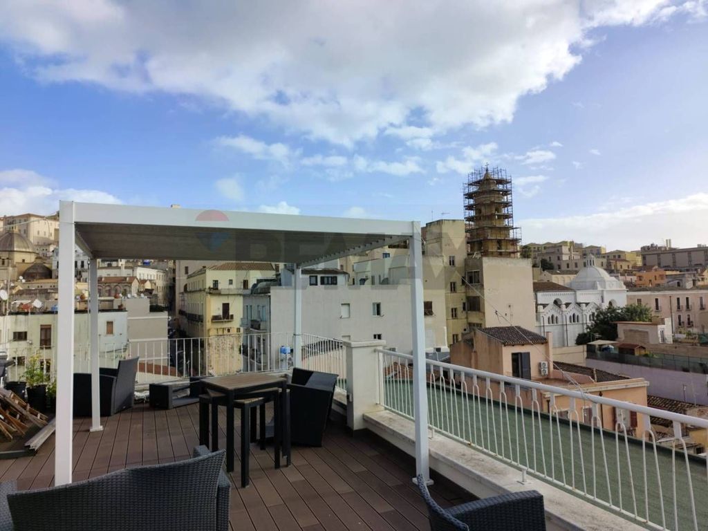 Appartement de luxe à vendre à Cagliari, 1 200 000 €, Photo 3