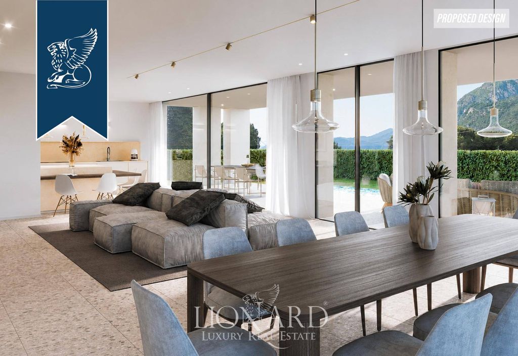 Luxury House for sale in Menaggio, 3 900 000 €, Photo 1