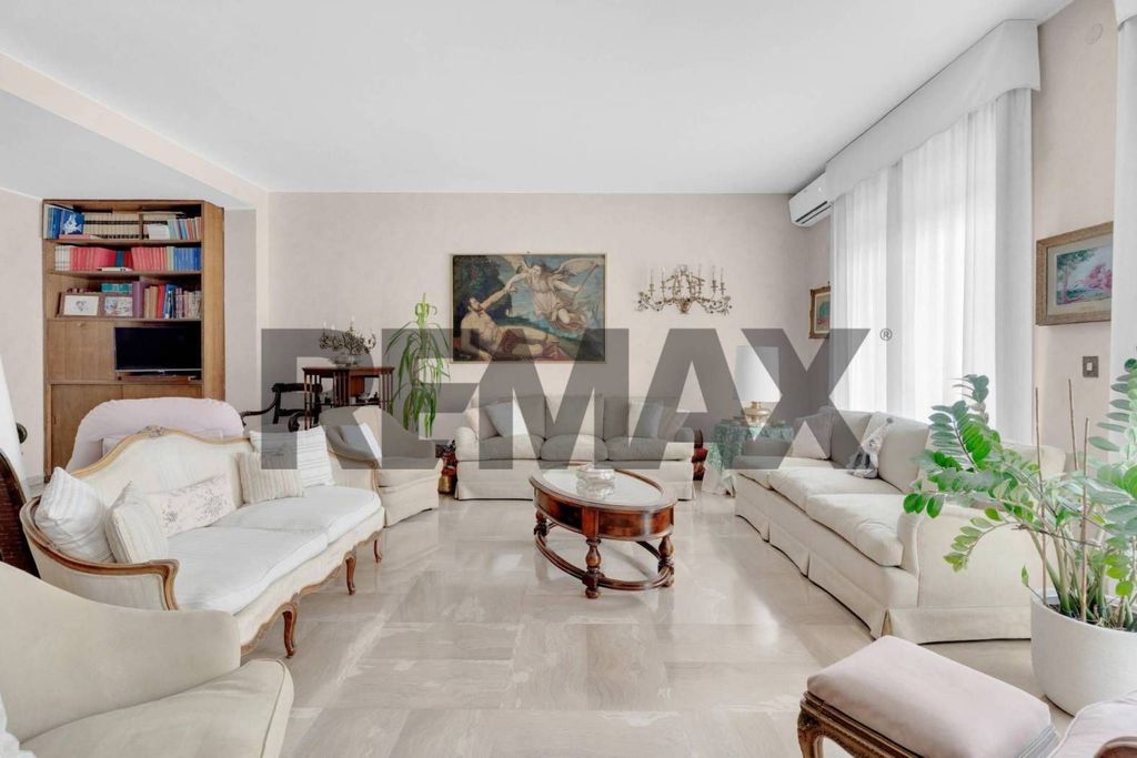 Appartement de luxe à vendre à Milan, 1 350 000 €, Photo 1