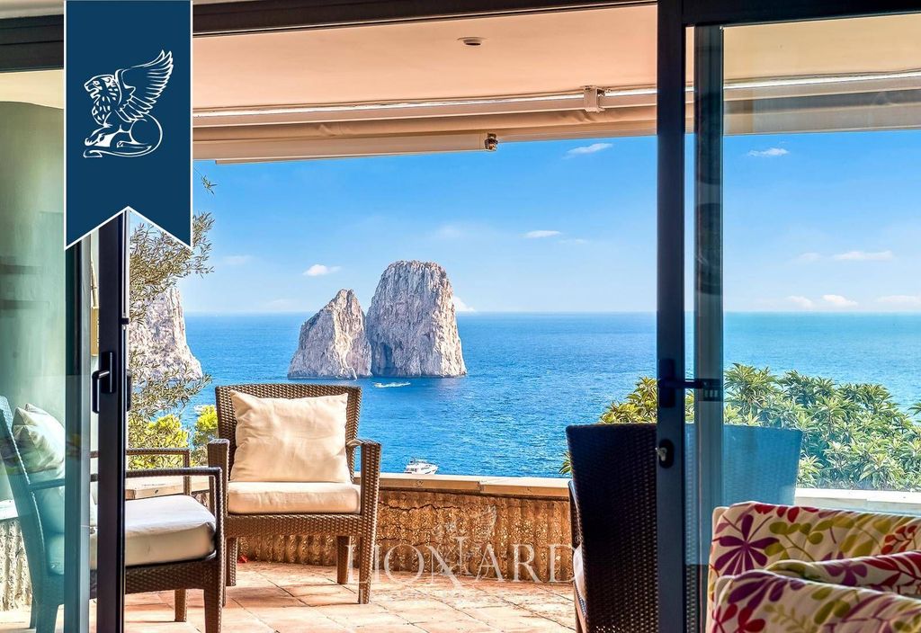 Luxury House for sale in Capri, 4 500 000 €, Photo 1
