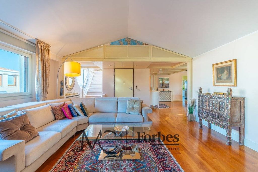 Appartement de luxe à vendre à Olbia, 855 000 €, Photo 2