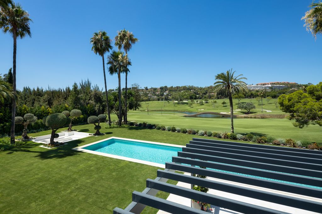 Luxury House for sale in Marbella, 19 500 000 €, Photo 2