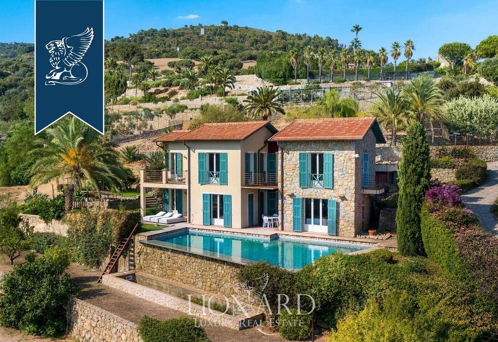 Luxury House for sale in Bordighera, 2 450 000 €, Photo 2