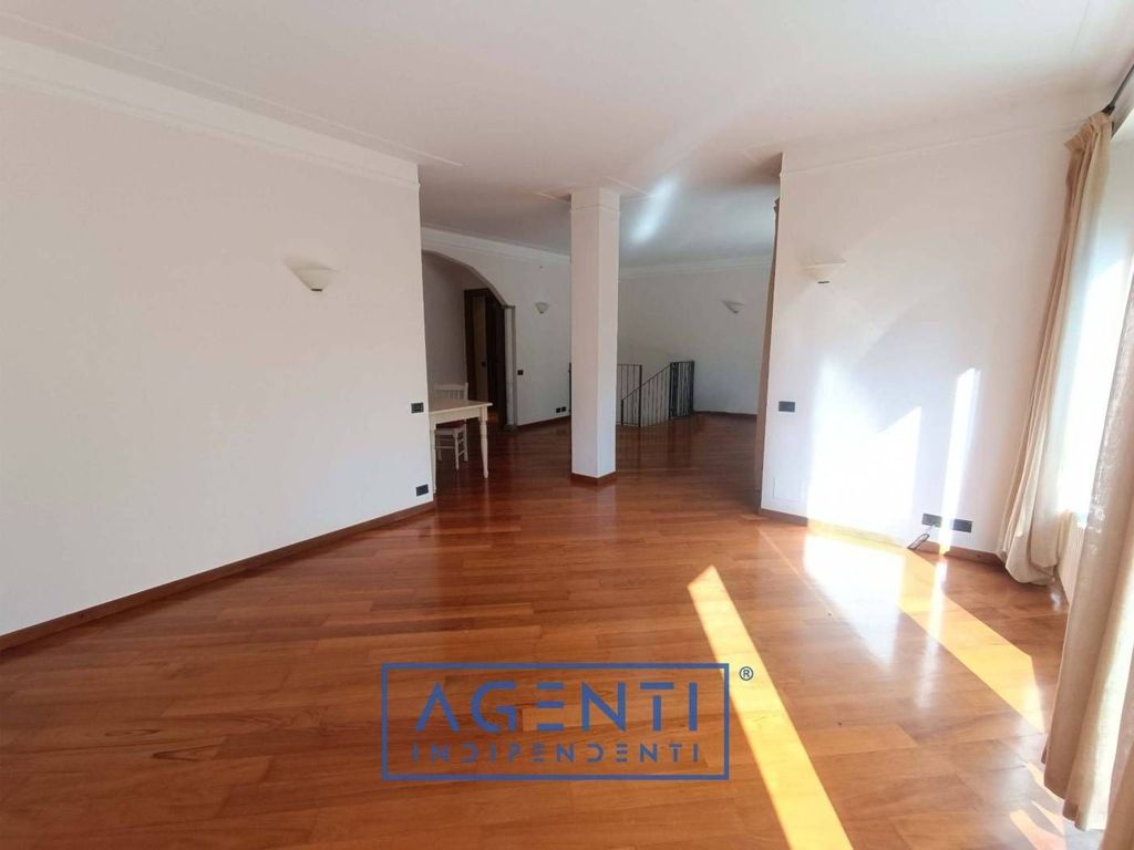 Appartement de luxe à vendre à Monza, 890 000 €, Photo 3