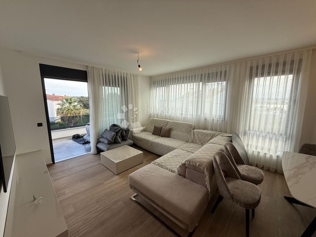 Luxury Apartment for sale in Zadar, 495 000 €, Photo 3
