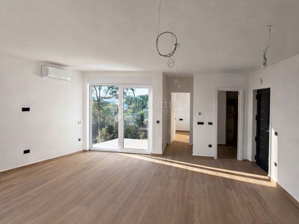 Luxury Apartment for sale in Zadar, 490 000 €, Photo 4