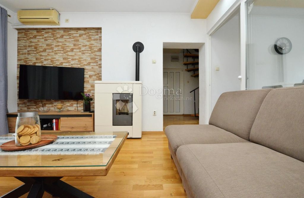 Luxury Apartment for sale in Zadar, 475 000 €, Photo 4