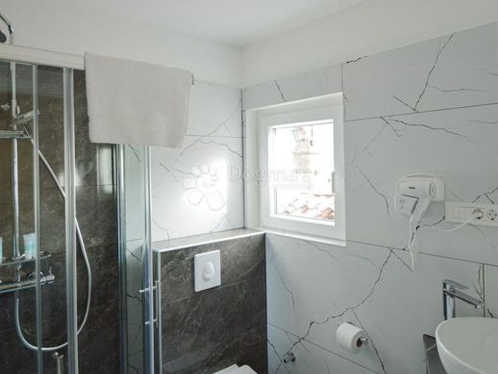 Luxury House for sale in Zadar, 450 000 €, Photo 4