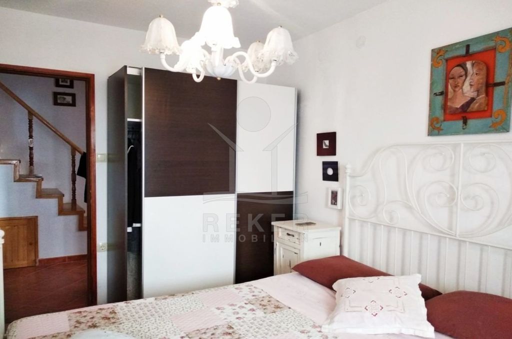 Appartement de luxe à vendre à Baška, 390 000 €, Photo 5
