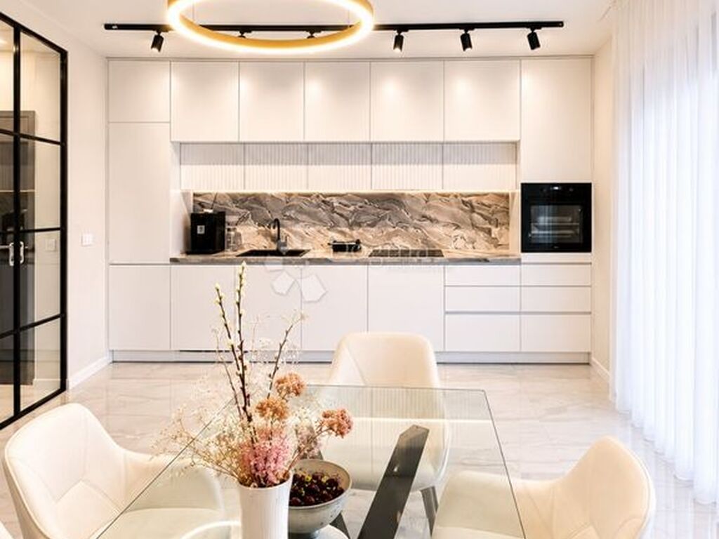Luxury Apartment for sale in Zadar, 940 000 €, Photo 5