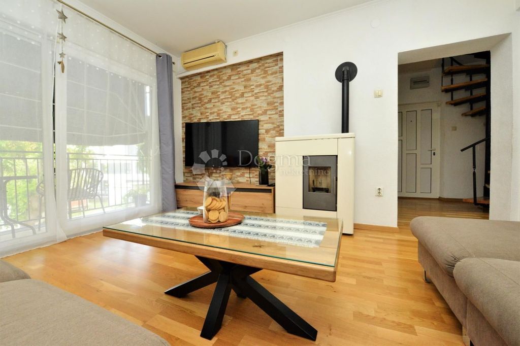 Luxury Apartment for sale in Zadar, 475 000 €, Photo 5