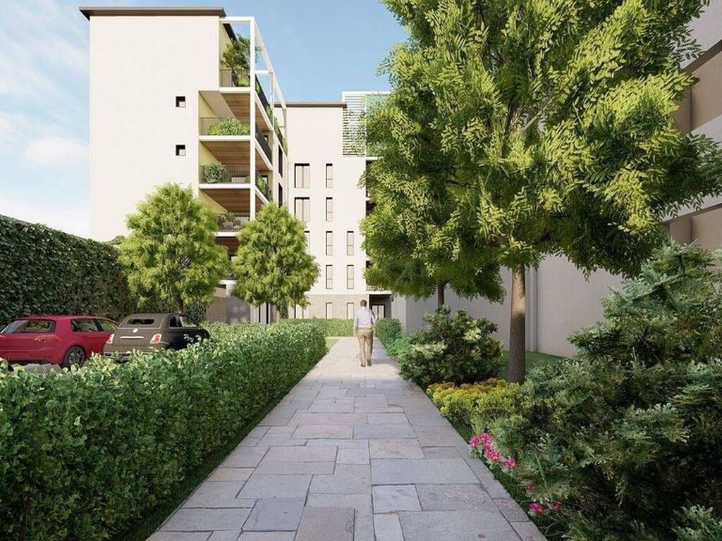 Luxury Apartment for sale in Brescia, 535 000 €, Photo 1