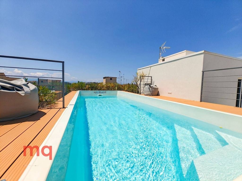 Luxury Apartment for sale in Milazzo, 550 000 €, Photo 1