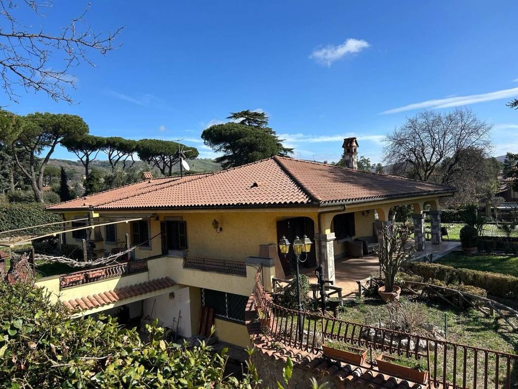 Luxury House for sale in Grottaferrata, 900 000 €, Photo 1