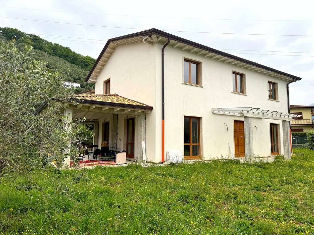 Maison de luxe à vendre à Carrara, 1 600 000 €, Photo 1