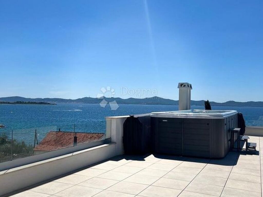 Luxury Apartment for sale in Zadar, 650 000 €, Photo 2