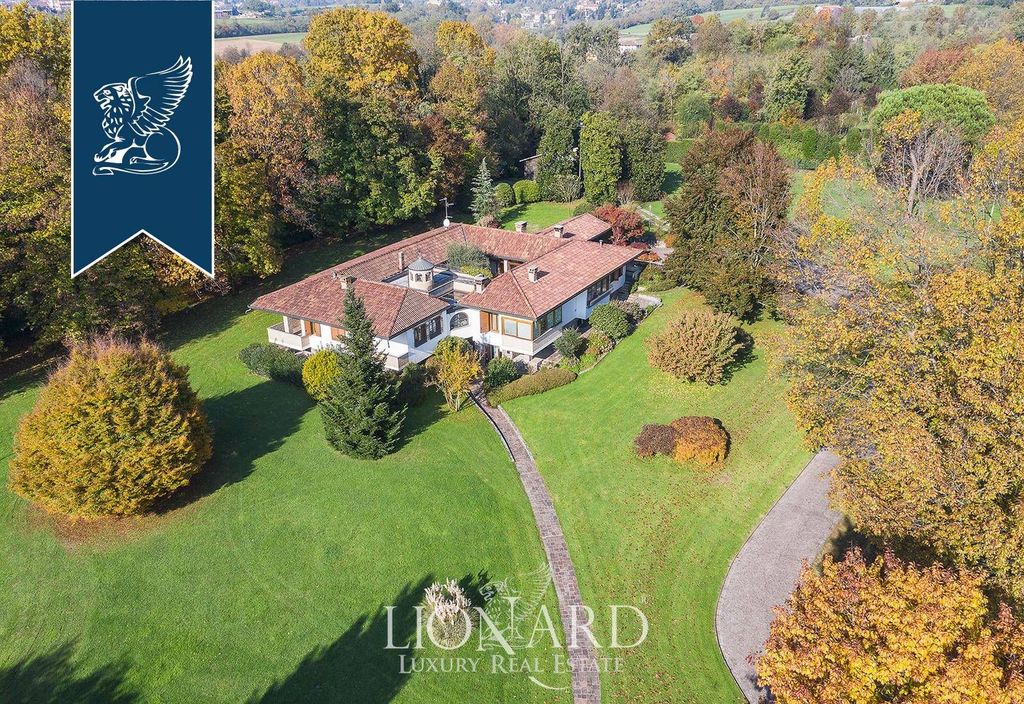 Maison de luxe à vendre à Montevecchia, 10 000 009 €, Photo 2