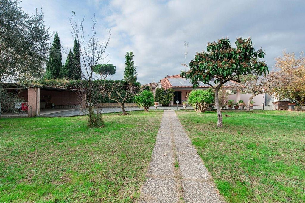 Maison de luxe à vendre à Carrara, 740 000 €, Photo 2