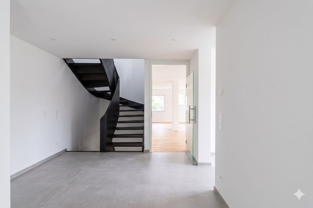 Luxury House for sale in Stuttgart, 1 800 000 €, Photo 2