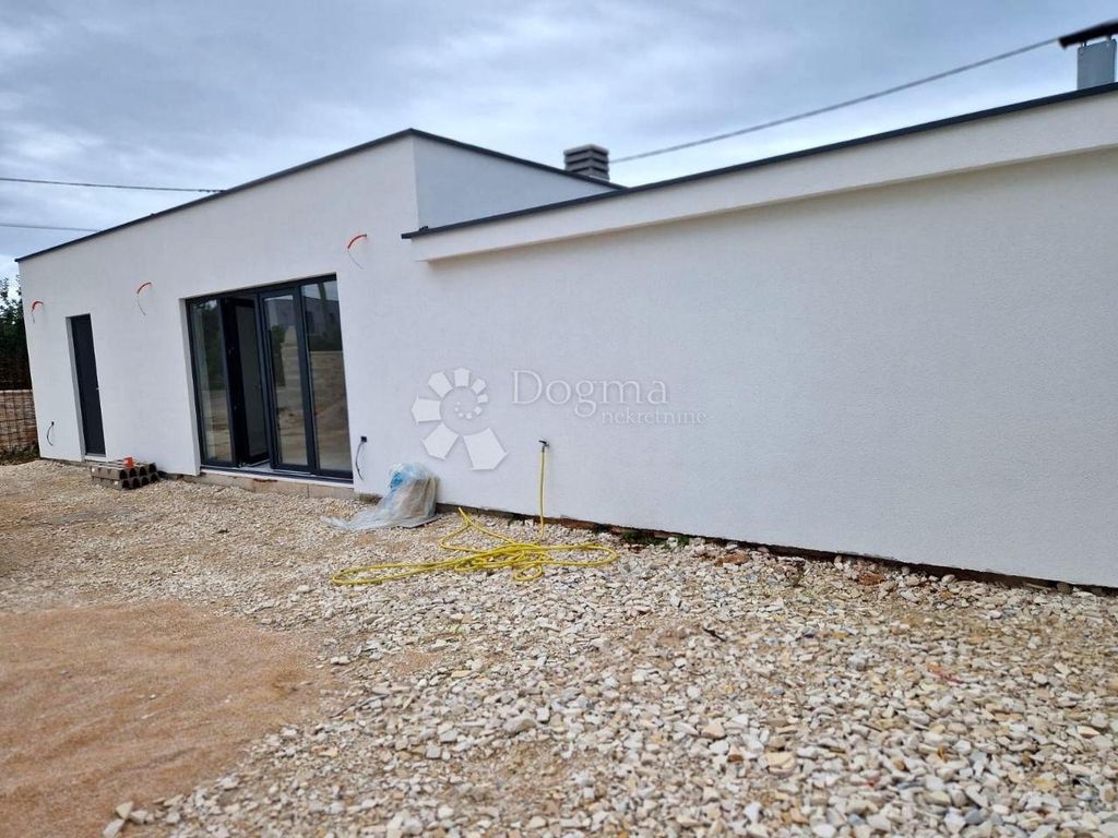 Maison de luxe à vendre à Vodnjan, 450 000 €, Photo 3