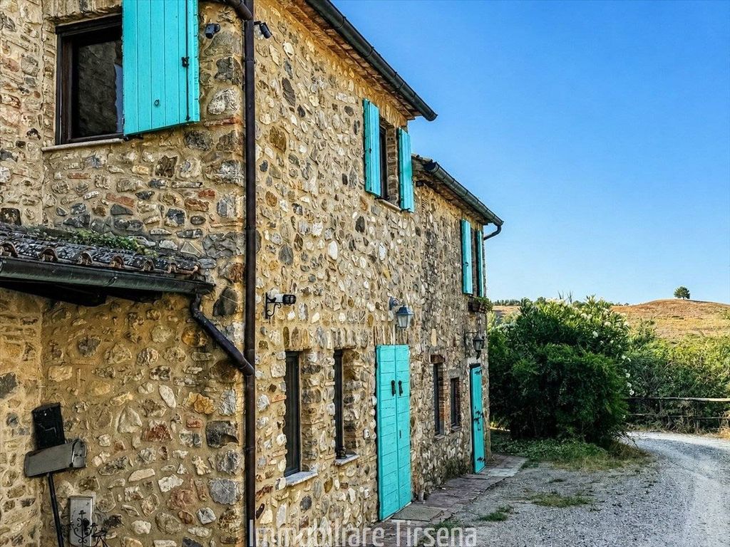 Maison de luxe à vendre à Fabro, 590 000 €, Photo 4