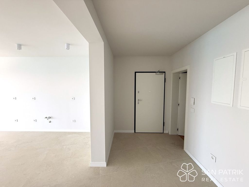Appartement de luxe à vendre à Privlaka, 630 000 €, Photo 4