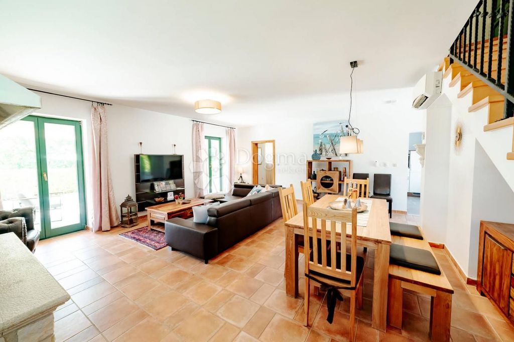 Maison de luxe à vendre à Višnjan - Visignano, 590 000 €, Photo 4