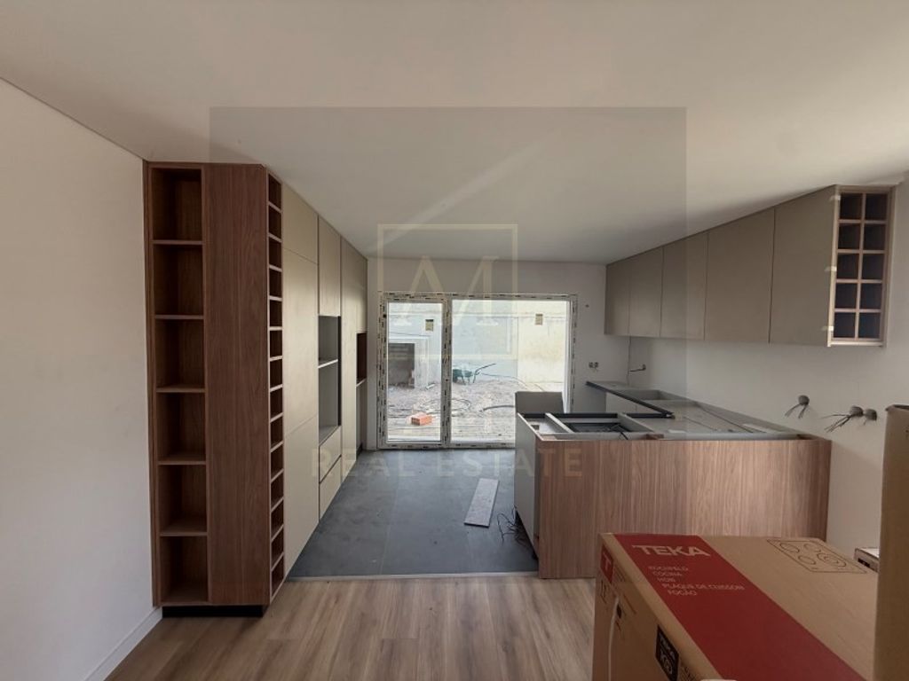 Maison de luxe à vendre à Seixal, 480 000 €, Photo 4