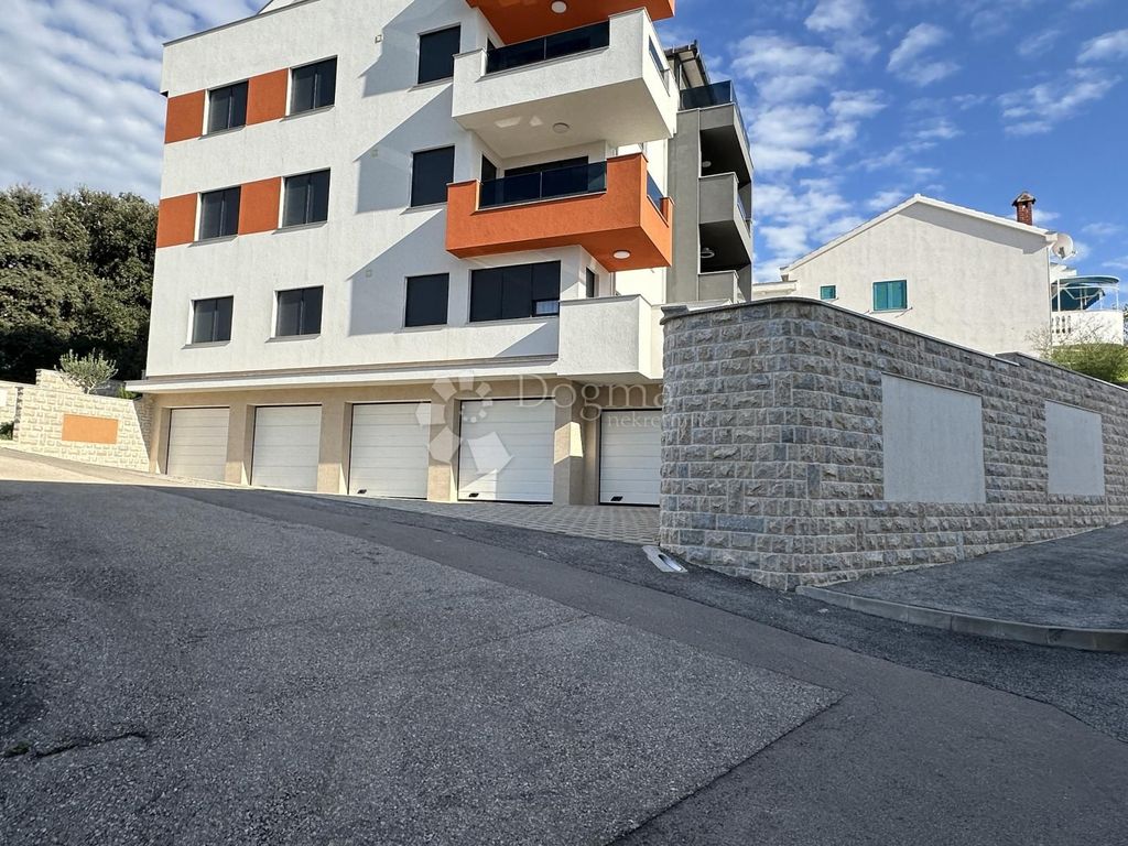 Luxury Apartment for sale in Zadar, 450 000 €, Photo 5