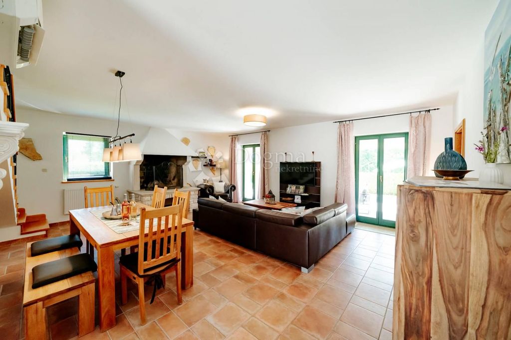 Maison de luxe à vendre à Višnjan - Visignano, 590 000 €, Photo 5