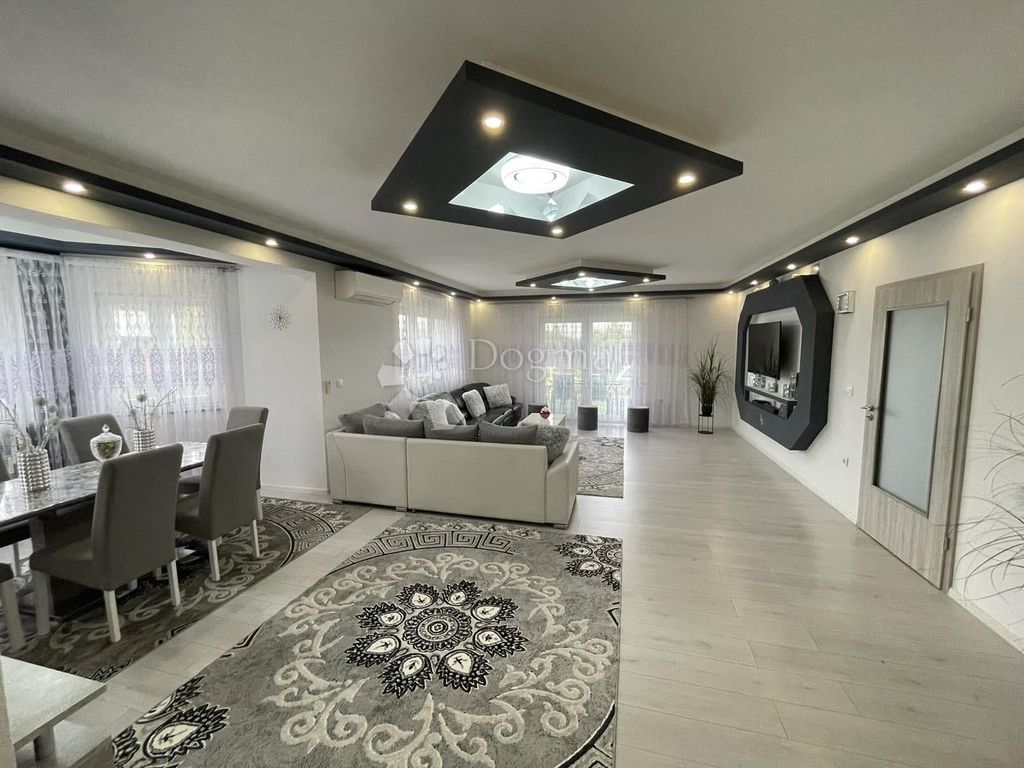 Maison de luxe à vendre à Vodnjan, 599 999 €, Photo 6