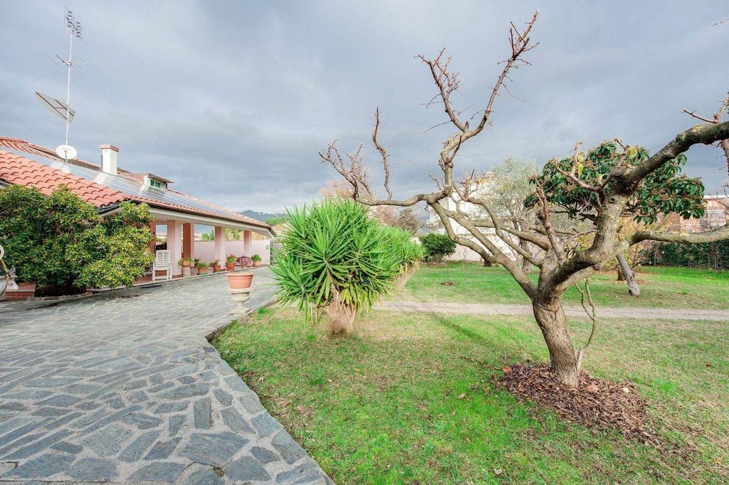 Maison de luxe à vendre à Carrara, 740 000 €, Photo 6