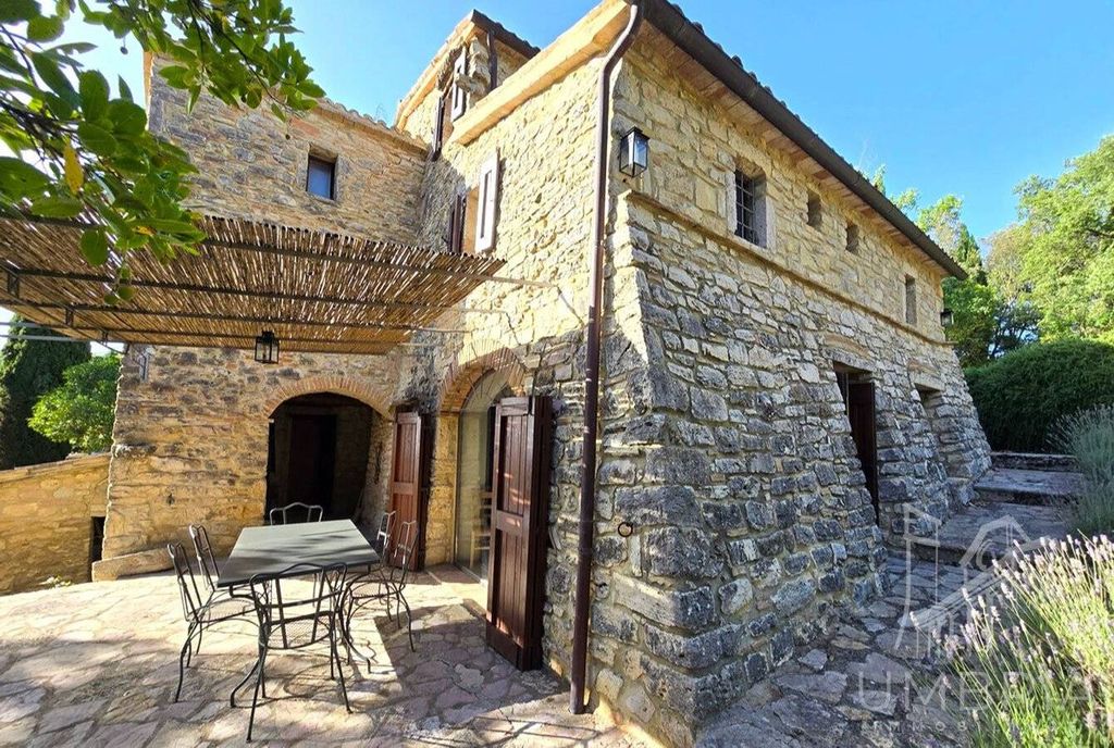 Maison de luxe à vendre à Baschi, 940 000 €, Photo 7
