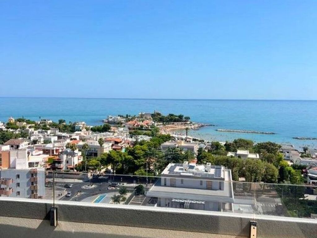 Luxury Apartment for sale in Trani, 1 600 000 €, Photo 1