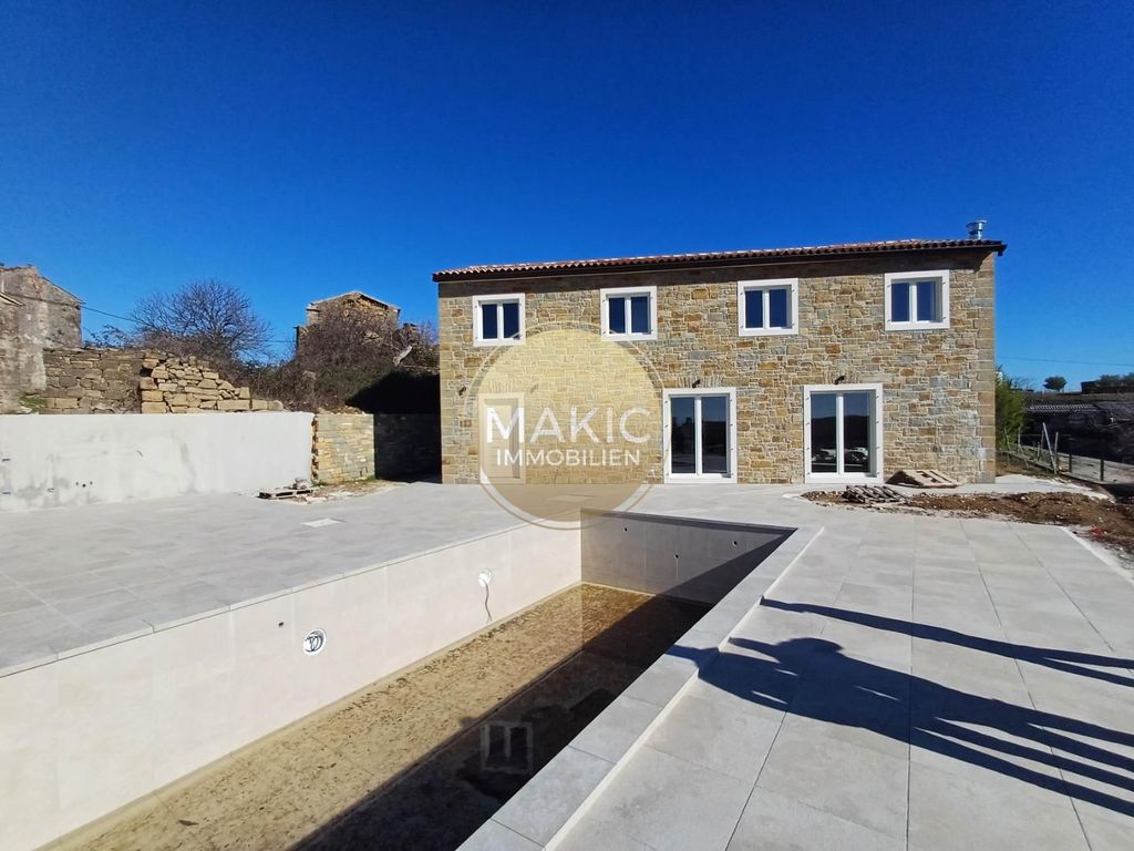 Maison de luxe à vendre à Buje, 850 000 €, Photo 2