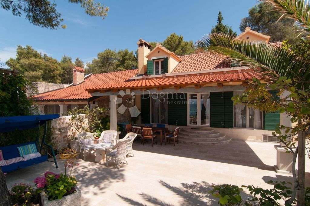 Maison de luxe à vendre à Sutivan, 1 550 000 €, Photo 3