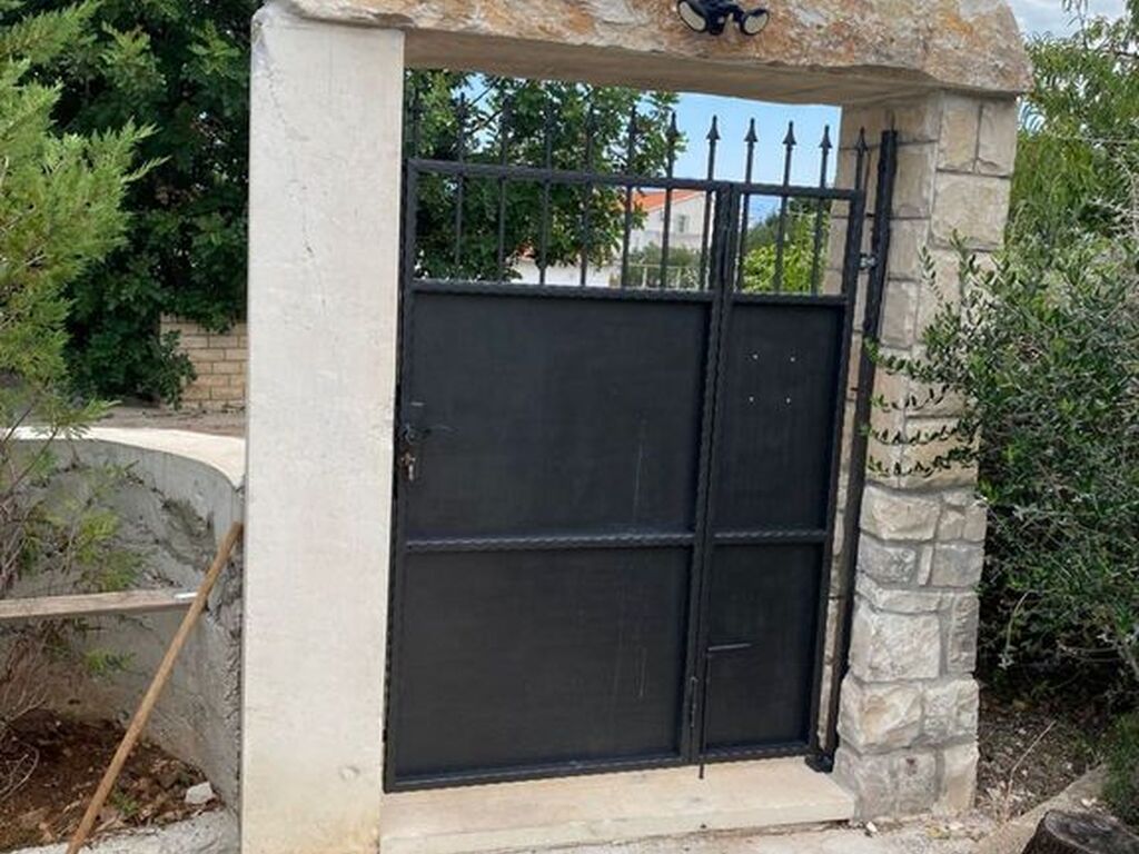 Maison de luxe à vendre à Supetar, 595 955 €, Photo 3